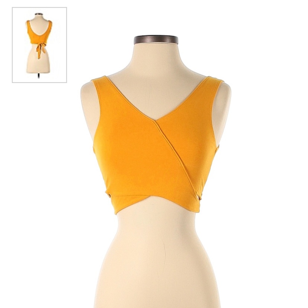 Hollister Wrap top in XS